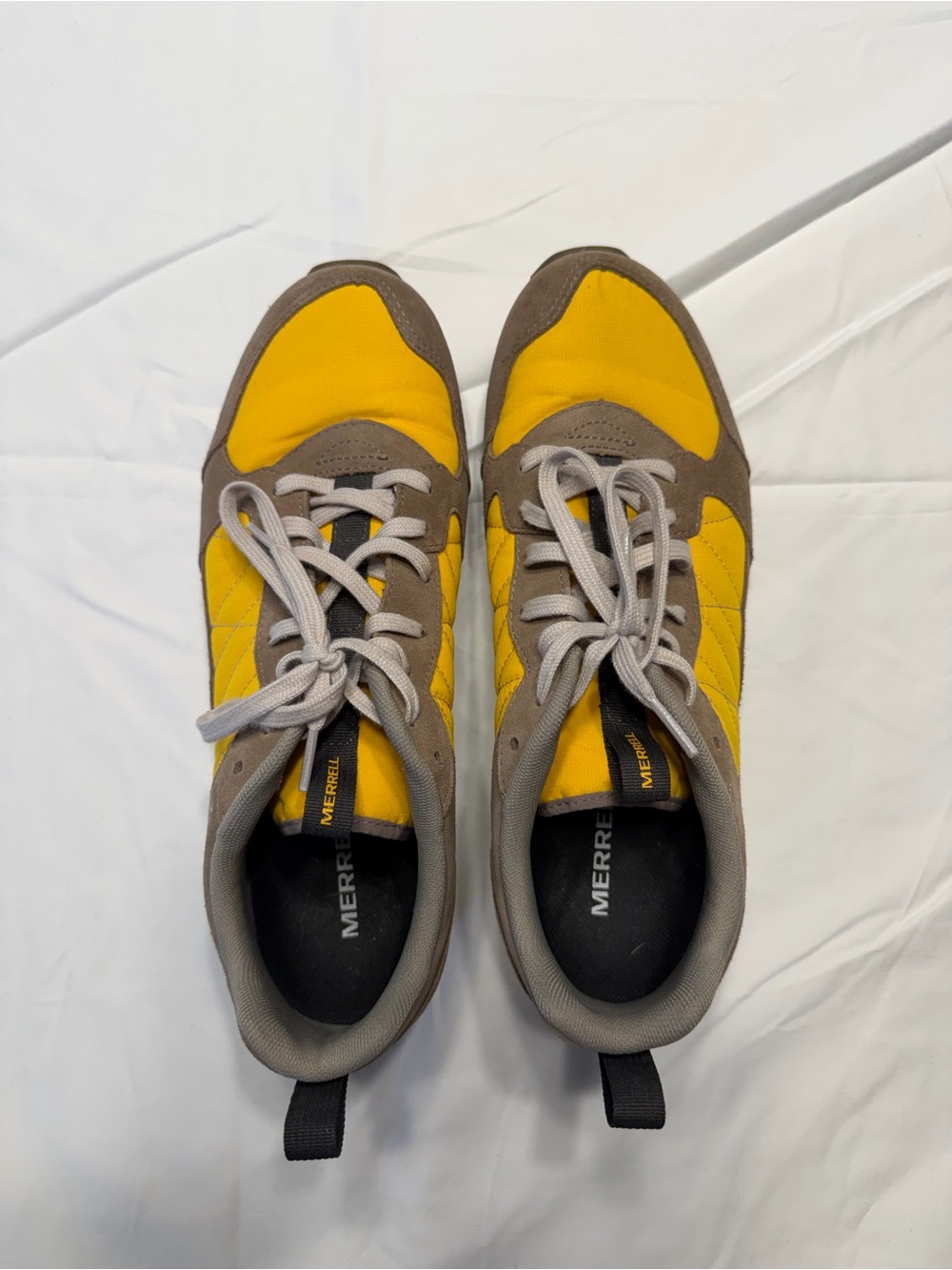 Merrell Men’s Yellow and Brown Low-Top Sneakers size 9